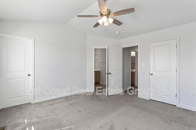 Building Photo - 112 Olga Dr