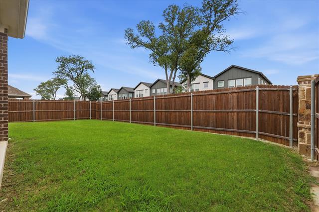 Building Photo - 1213 Birchwood Ln