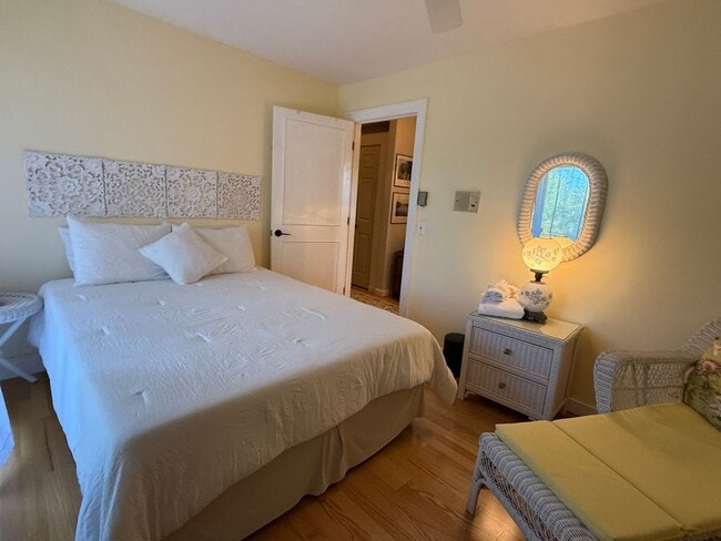 Building Photo - Charming 3-Bedroom Condo in Laconia, NH – ...