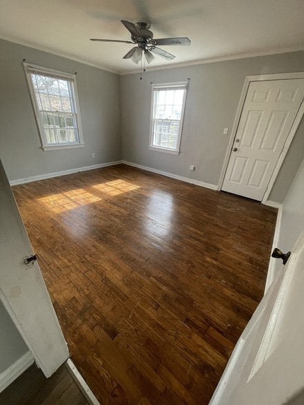 Building Photo - 637 Cleveland St