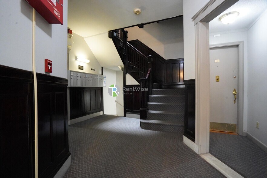 Building Photo - 1120 Commonwealth Ave