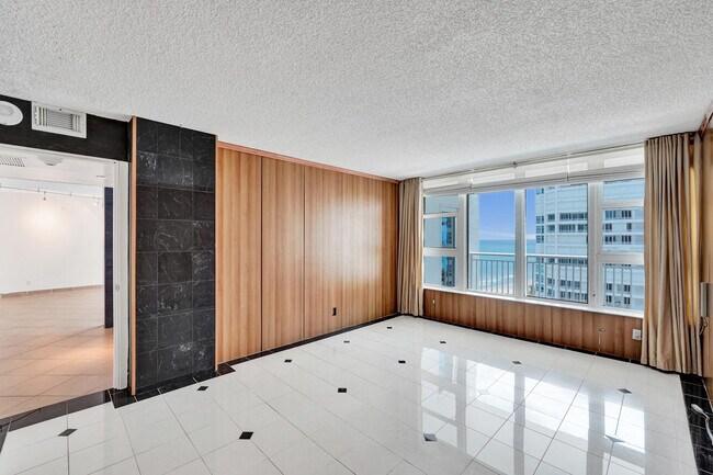 Building Photo - 1620 S Ocean Blvd