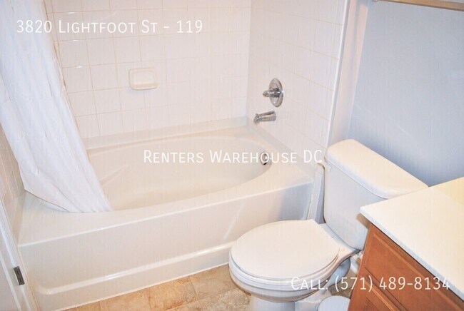 Building Photo - 3820 Lightfoot St
