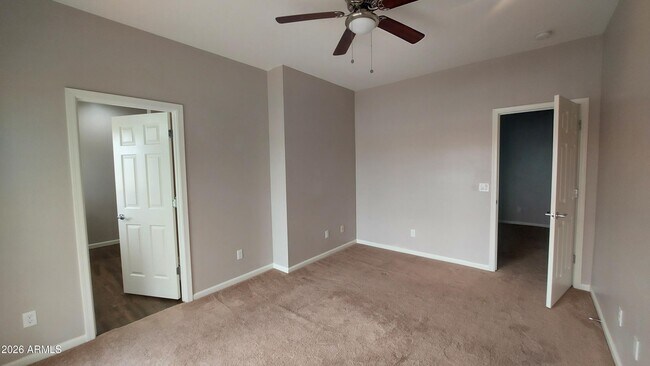 Building Photo - 1728 E Ocotillo Rd