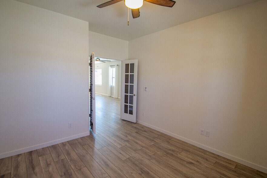 Den or 3rd bedroom - 1810 Volterra Way