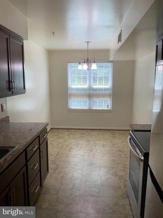 Building Photo - 14905 Cleese Ct