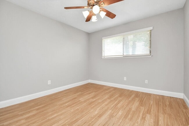 Building Photo - 2514 Trailside Ct