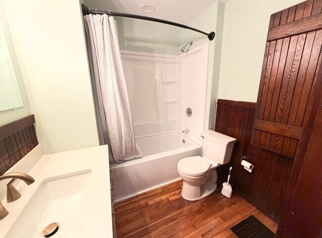 Building Photo - 38 A St