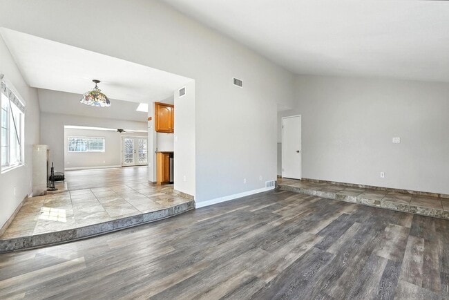 Building Photo - 4439 Powderhorn Dr