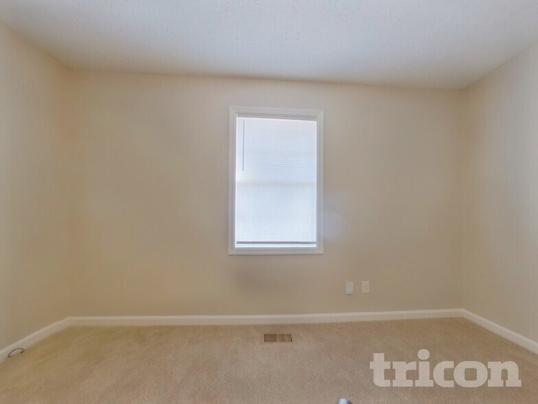 Building Photo - 3173 Rocky Point Ct