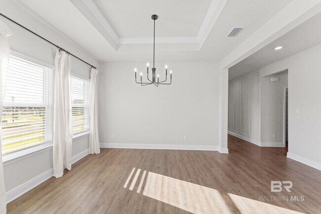 Building Photo - 21121 Yosemite Blvd