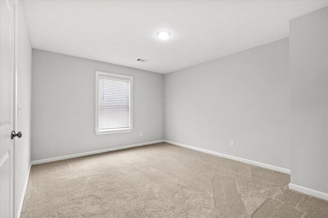 Building Photo - 239 Prominence Dr