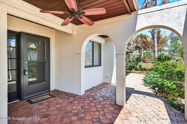 Building Photo - 810 Parkside Pl