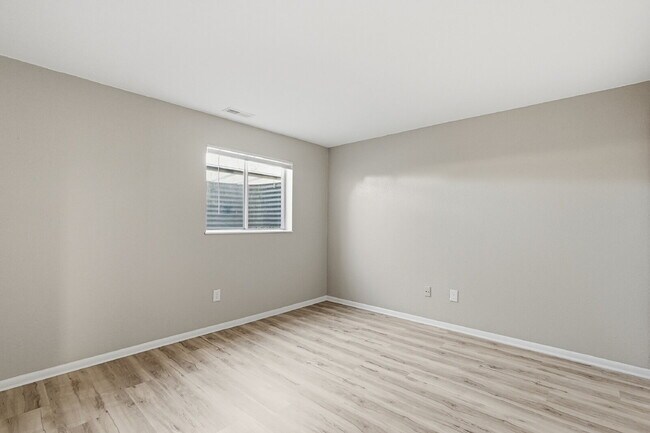 Building Photo - $2,145.95, 4-bed, 2-bath, located in Colorado Springs with WAIVED APPLICATION FEES