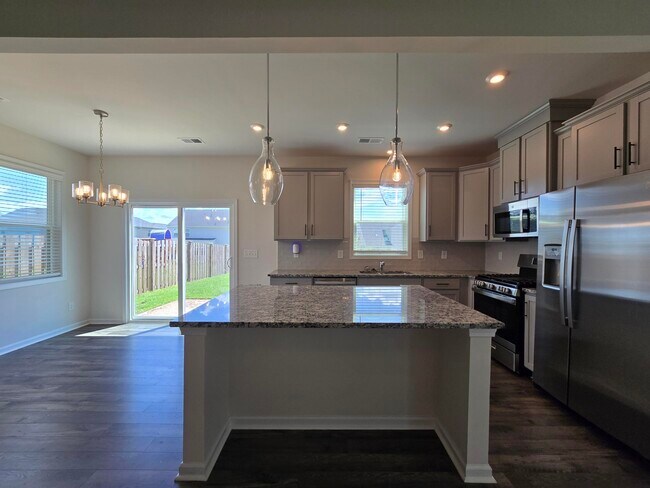 Building Photo - 1032 Crescent Moon Lp