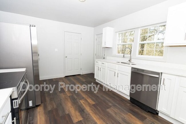 Building Photo - 512 Deck Dr