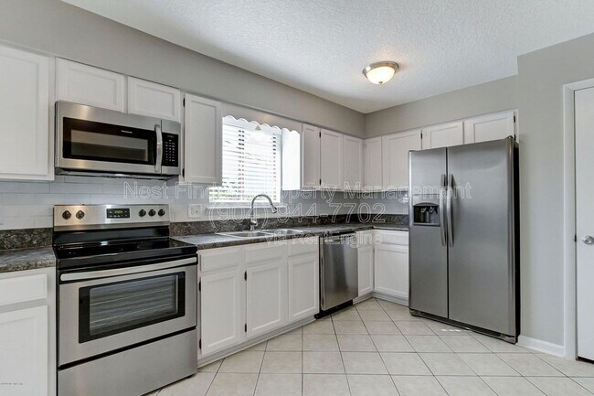 Building Photo - 4428 Pilgrim Way