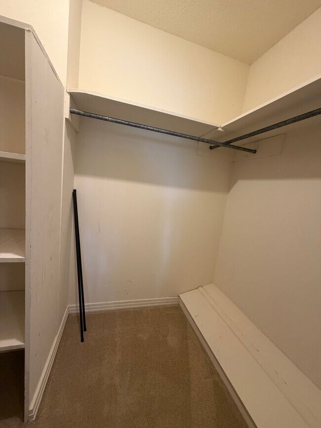 Building Photo - 1101 Silverwood Cove