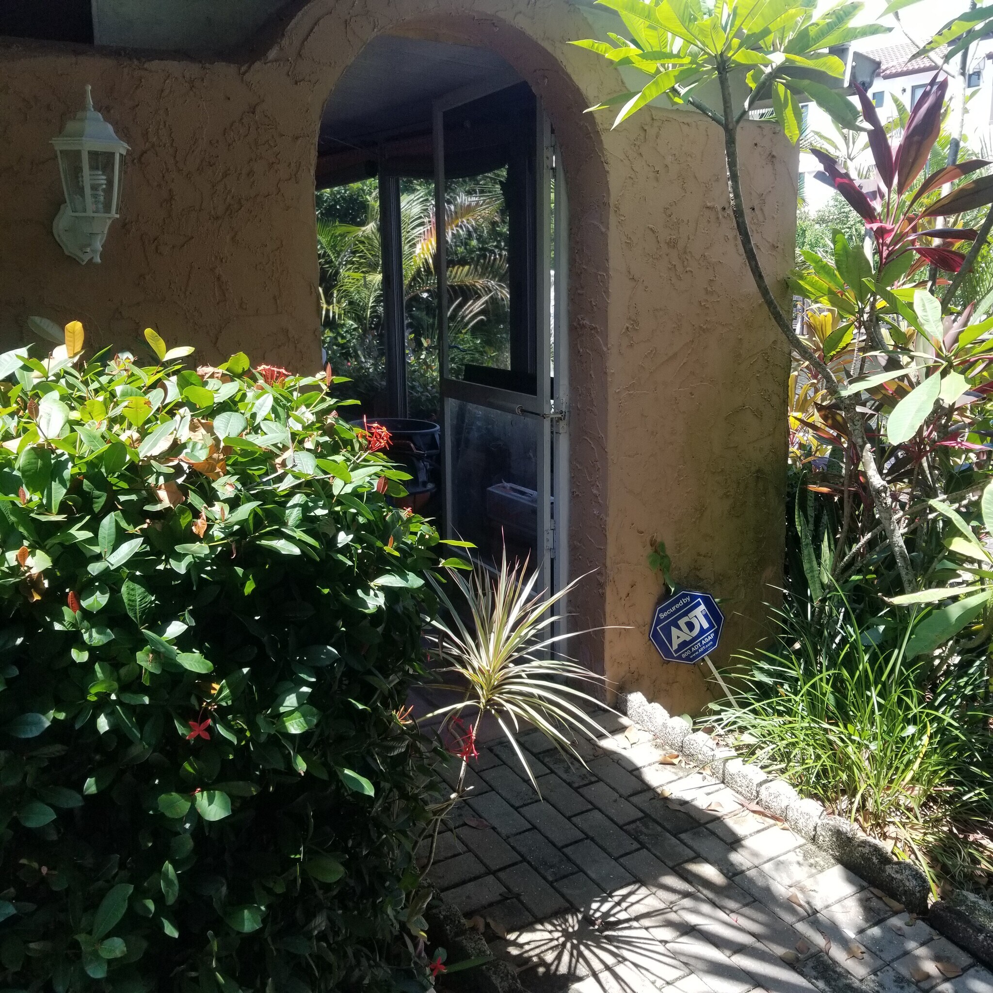 lanai entrances - 1475 Curlew Ave