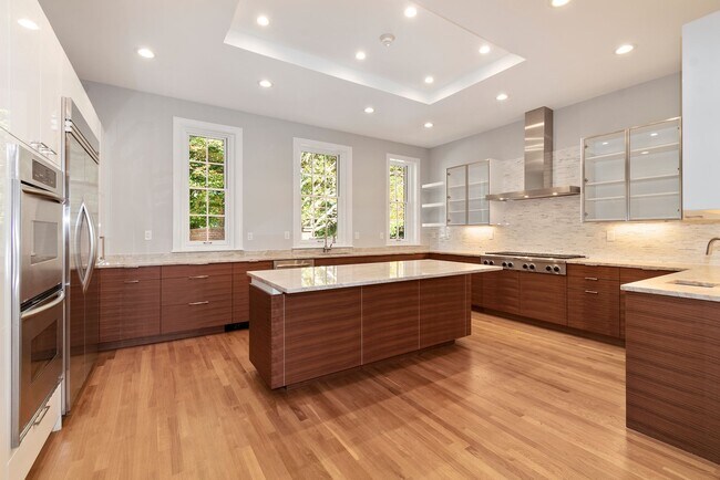 Brand new kitchen - 3003 Massachusetts Ave NW
