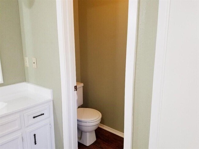 Building Photo - 11912 Stout Oak Trail