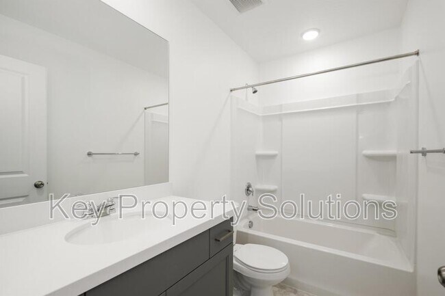 Building Photo - 12981 Devils Carden Ct