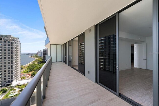 Building Photo - 3015 S Ysabella Ave