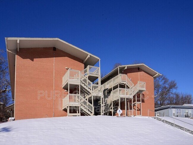 Building Photo - 616 N 46th St