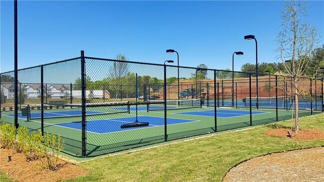 Building Photo - 61 Biltmore Pl