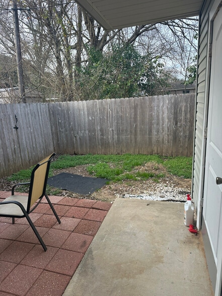 Building Photo - 5930 Orleans Pl