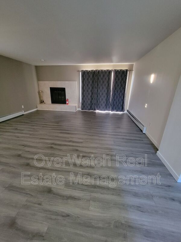 Building Photo - 3700 Carleton Ave