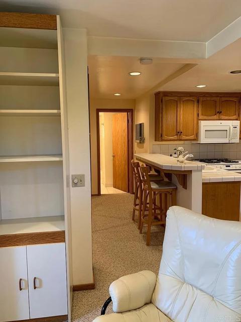 Building Photo - 714 Passiflora Ave