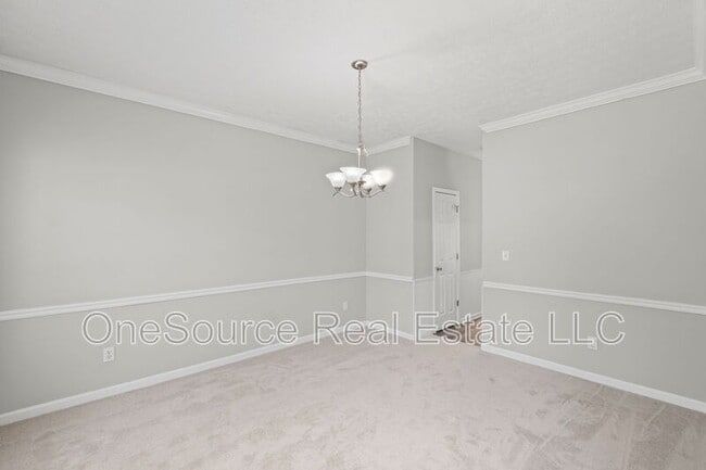 Building Photo - 10905 Pinewalk Forest Cir