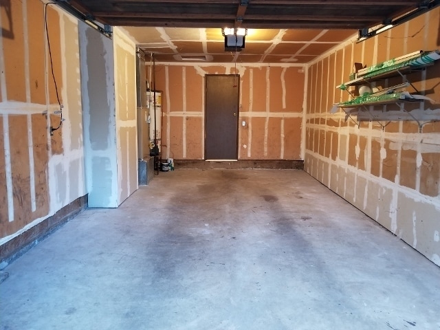 Building Photo - PENDING APPLICATION x2; Upper Eastside 2 B...