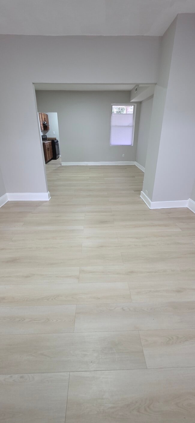 Building Photo - 5236 St Charles Ave