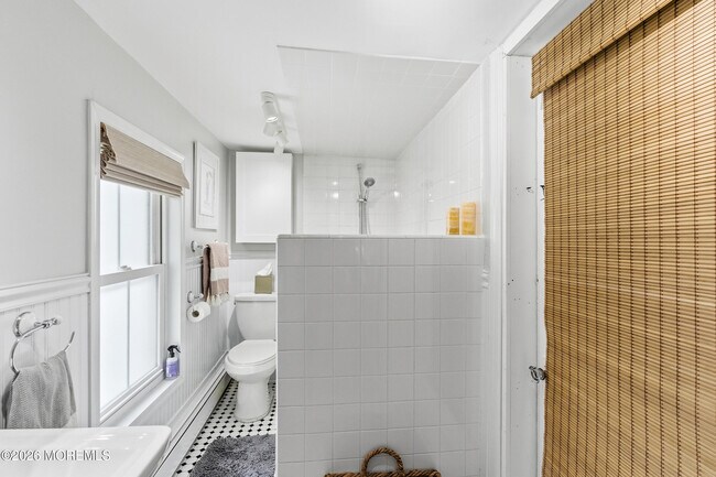 Building Photo - 74 Mt Hermon Way