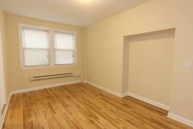 Building Photo - 4349 N Damen Ave