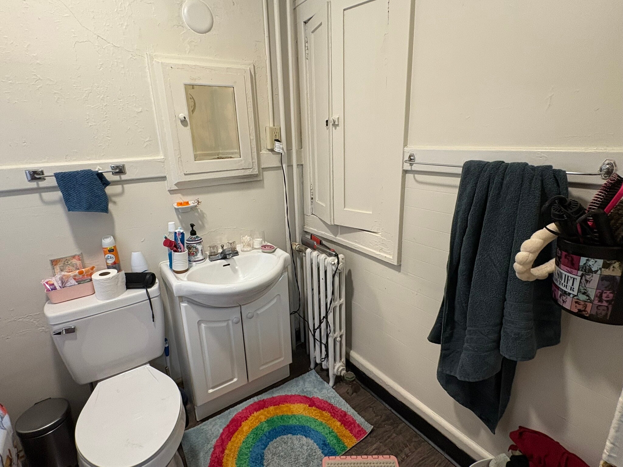 Building Photo - 308 N Dubuque St