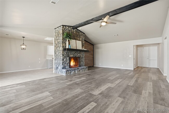 Building Photo - 7450 N 117th E Ave