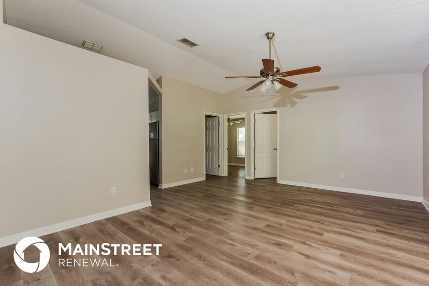 Building Photo - 910 Kentucky Blvd