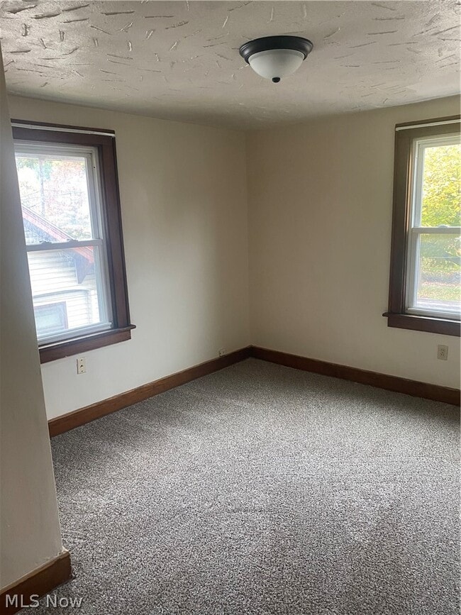 Building Photo - 1317 Manchester Rd