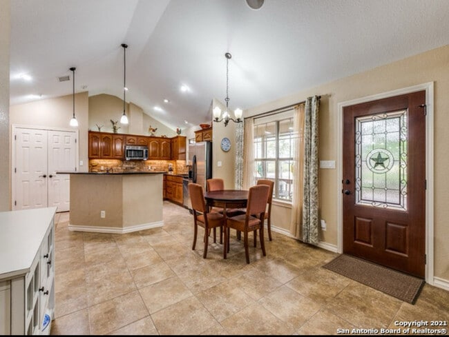 Building Photo - 184 Quail Run