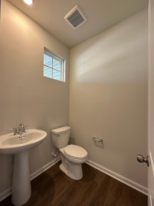 Building Photo - 13123 Cottage Crest Ln