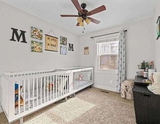 Building Photo - 3 Bedroom Townhome in Cornerstone