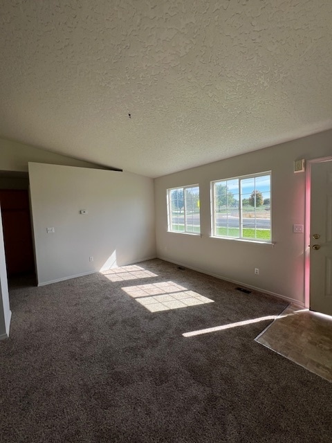 Building Photo - 3 bed 2 bath in Nampa