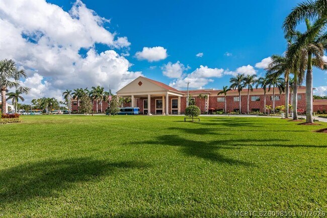 Building Photo - 254 Mansfield G