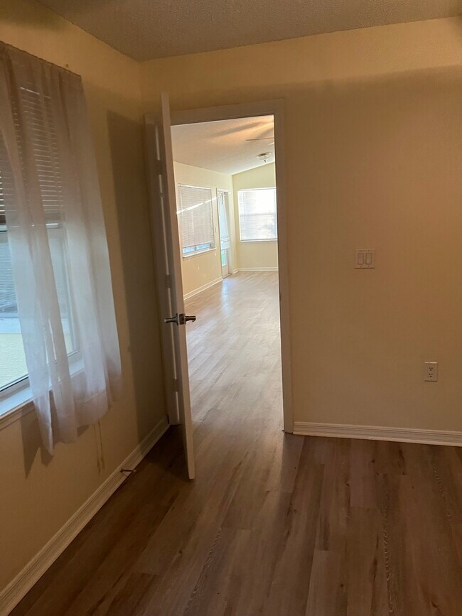 Building Photo - 12591 Equestrian Cir