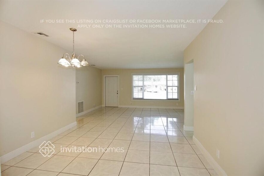Building Photo - 781 SW 64th Terrace