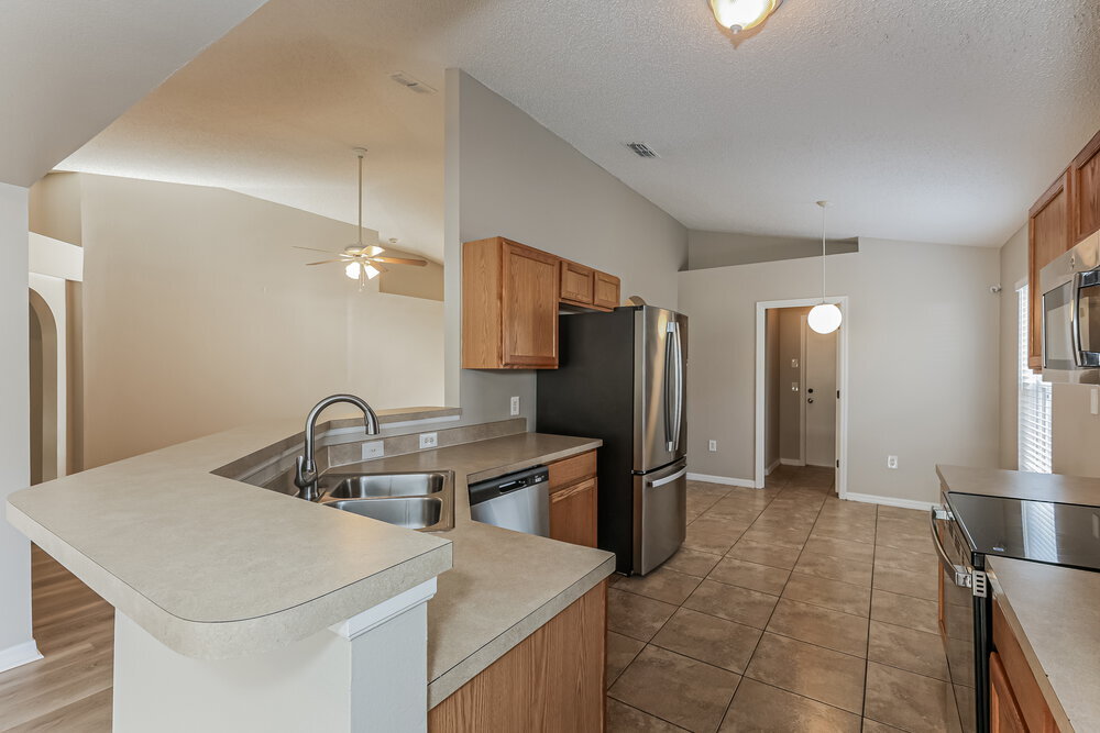 Building Photo - 6216 Gondola Dr