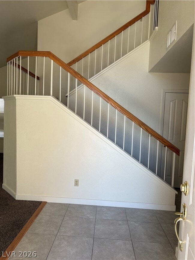 Building Photo - 5608 Red Bluff Dr